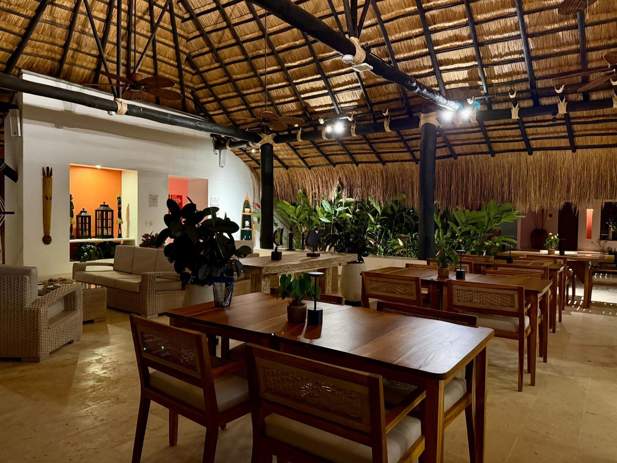 Fina Estampa Country Hotel - Mayores De 10 Anos - Támesis Exteriör bild